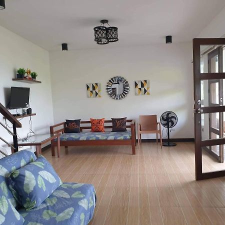 Palhi Resort Caticlan Exteriör bild
