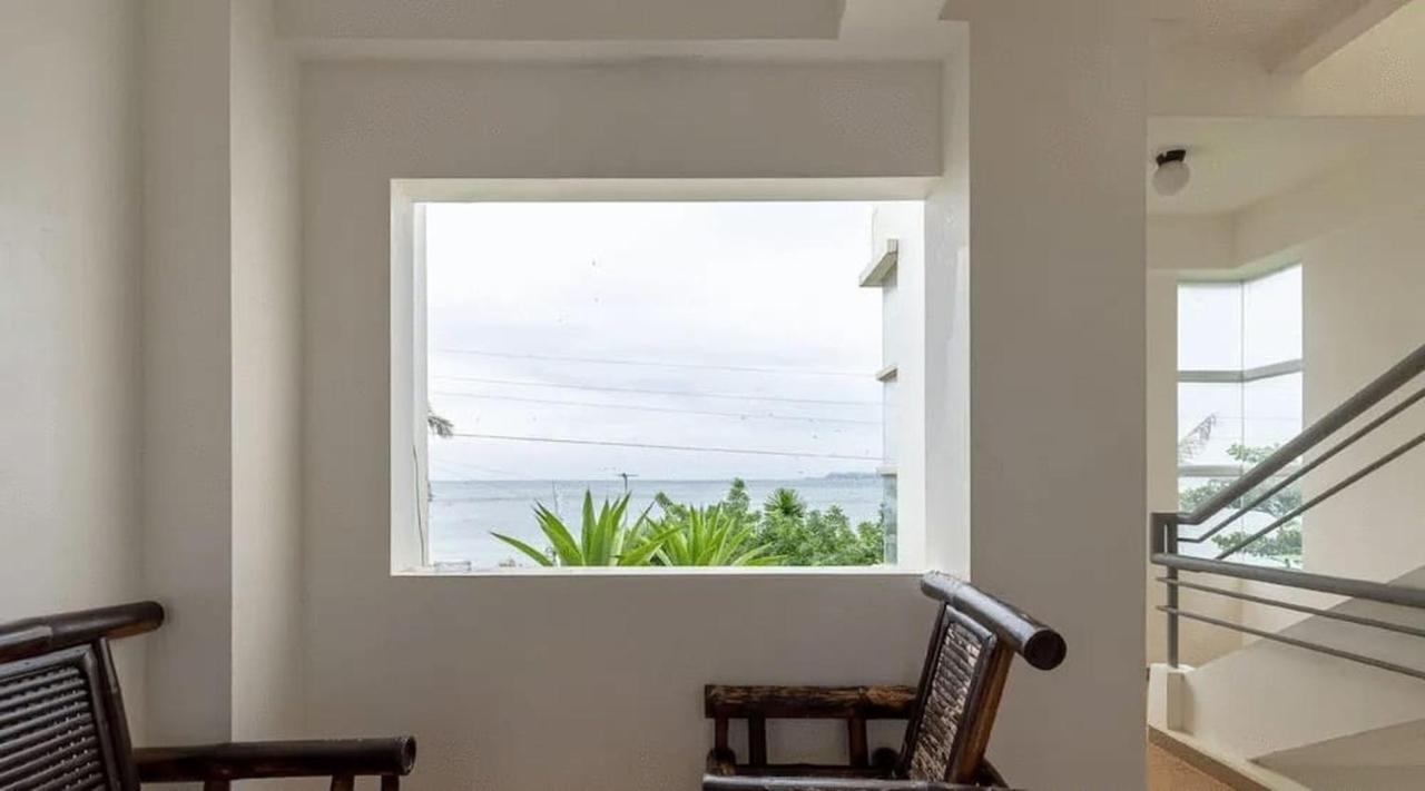 Palhi Resort Caticlan Exteriör bild